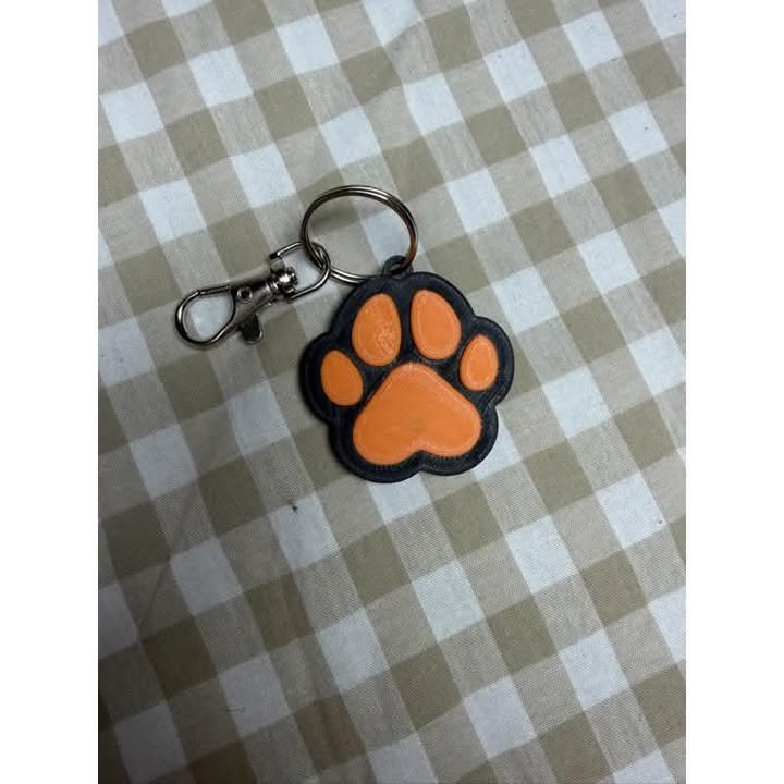 3D Printed Paw Print Keychain